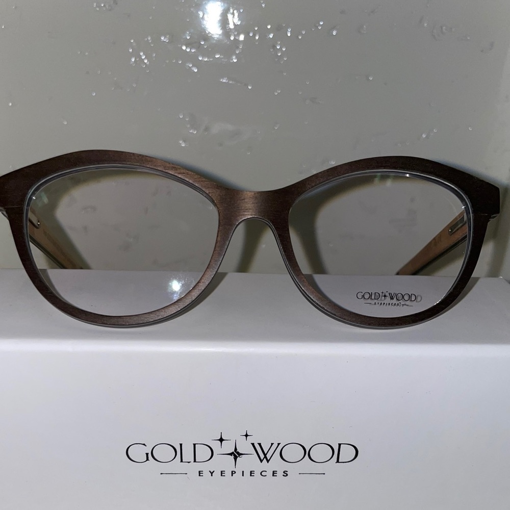 Gold & Wood Dea 01.01